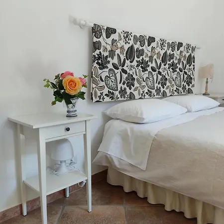 La Castagnola Bed & Breakfast *